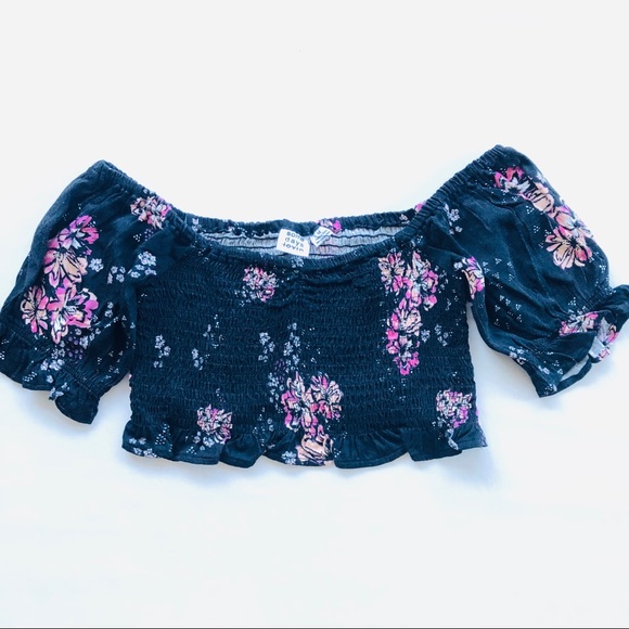 NWOT Some Days Lovin crop top - Picture 2 of 6